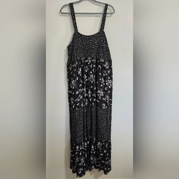 Terra and Sky Maxi Dress - Picture 2 of 8